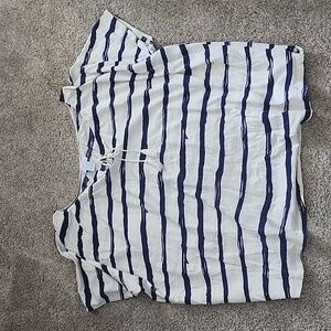 3x navy top